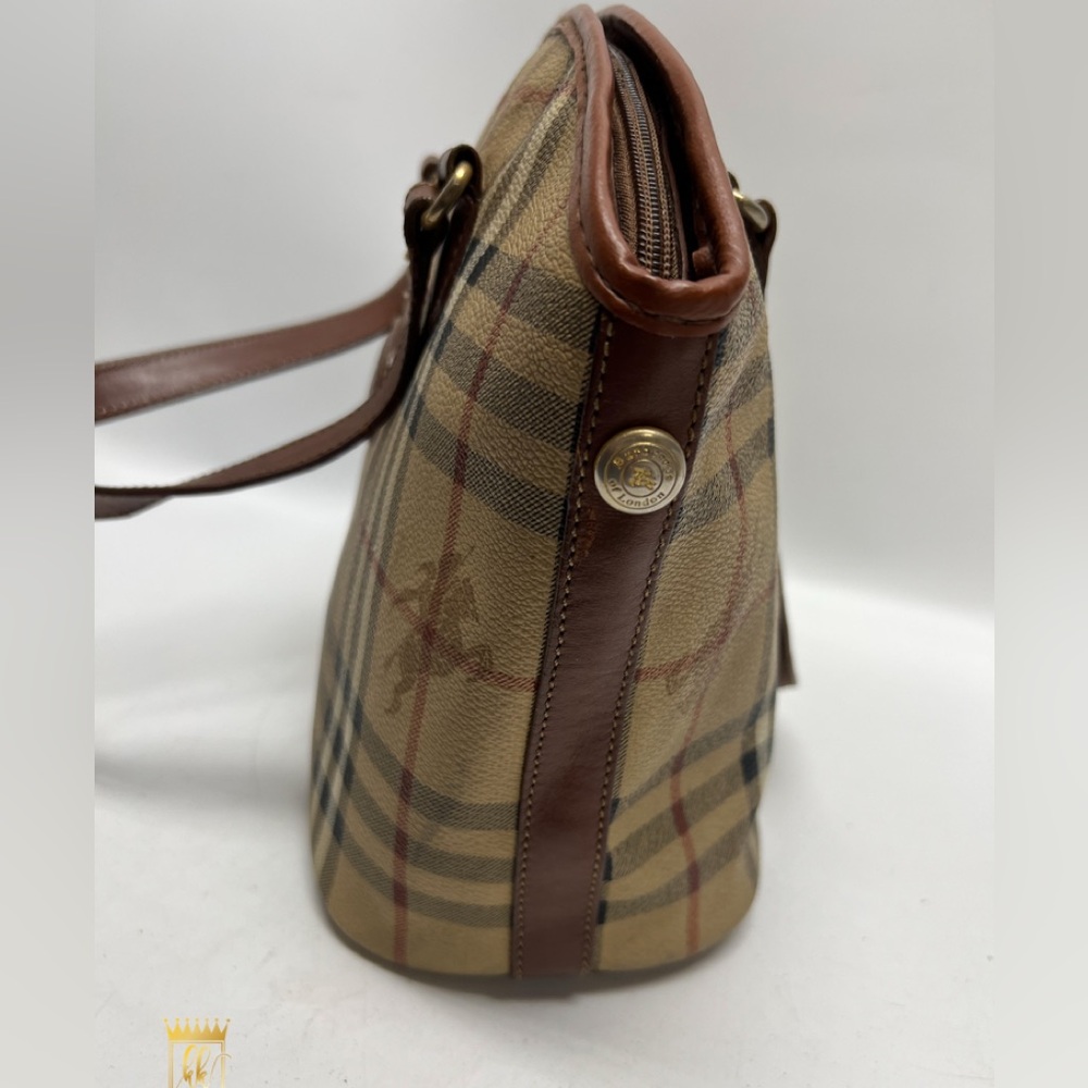 Burberry handbag - Picture 4 of 13